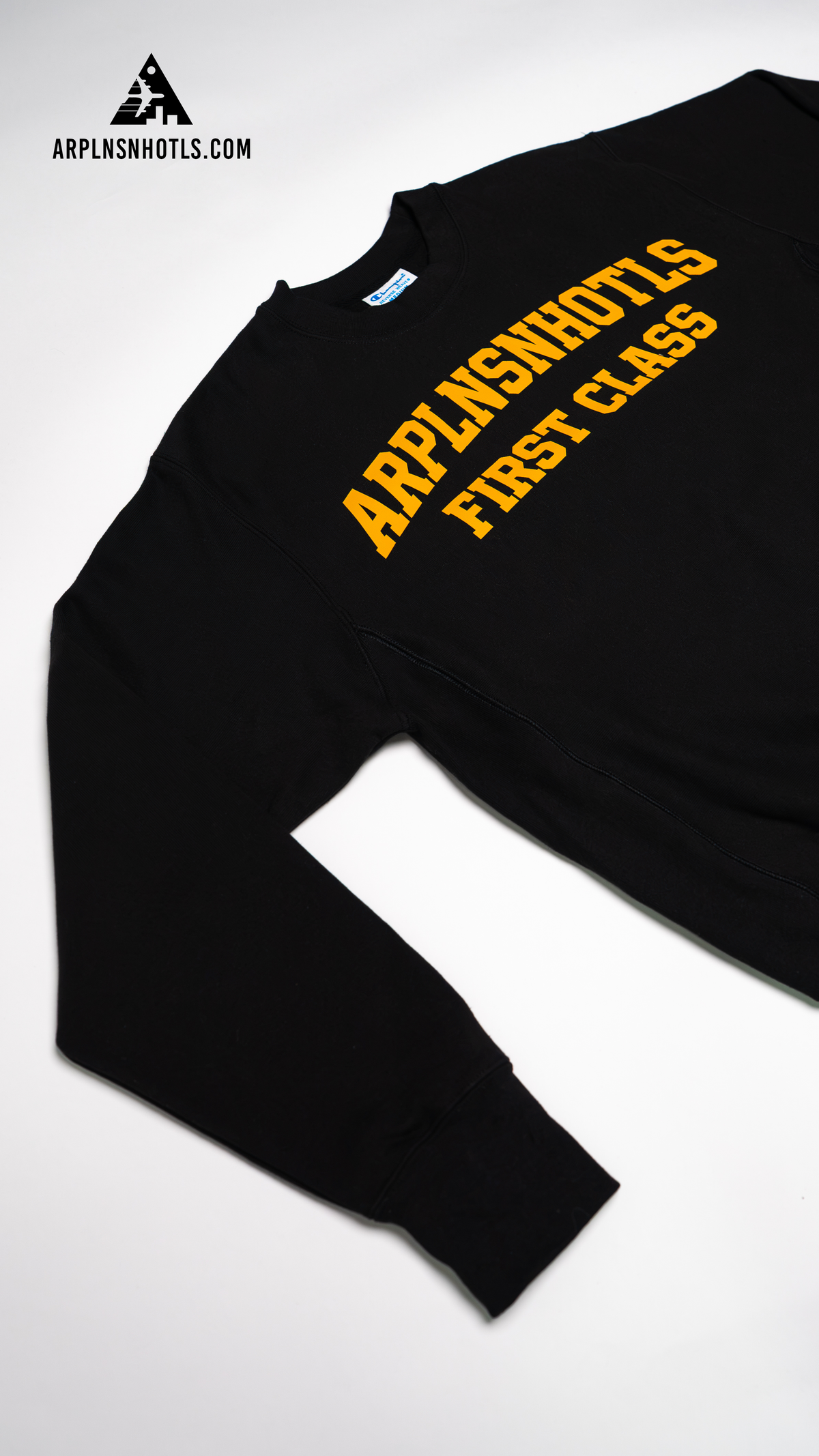 First Class Crewneck — Black/Gol